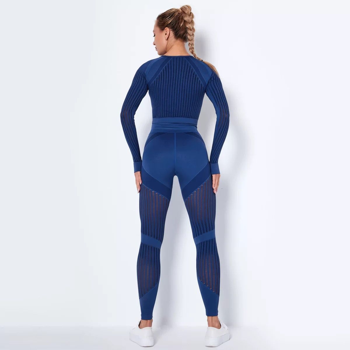 E2G Sapphire Seamless Two-Piece Set