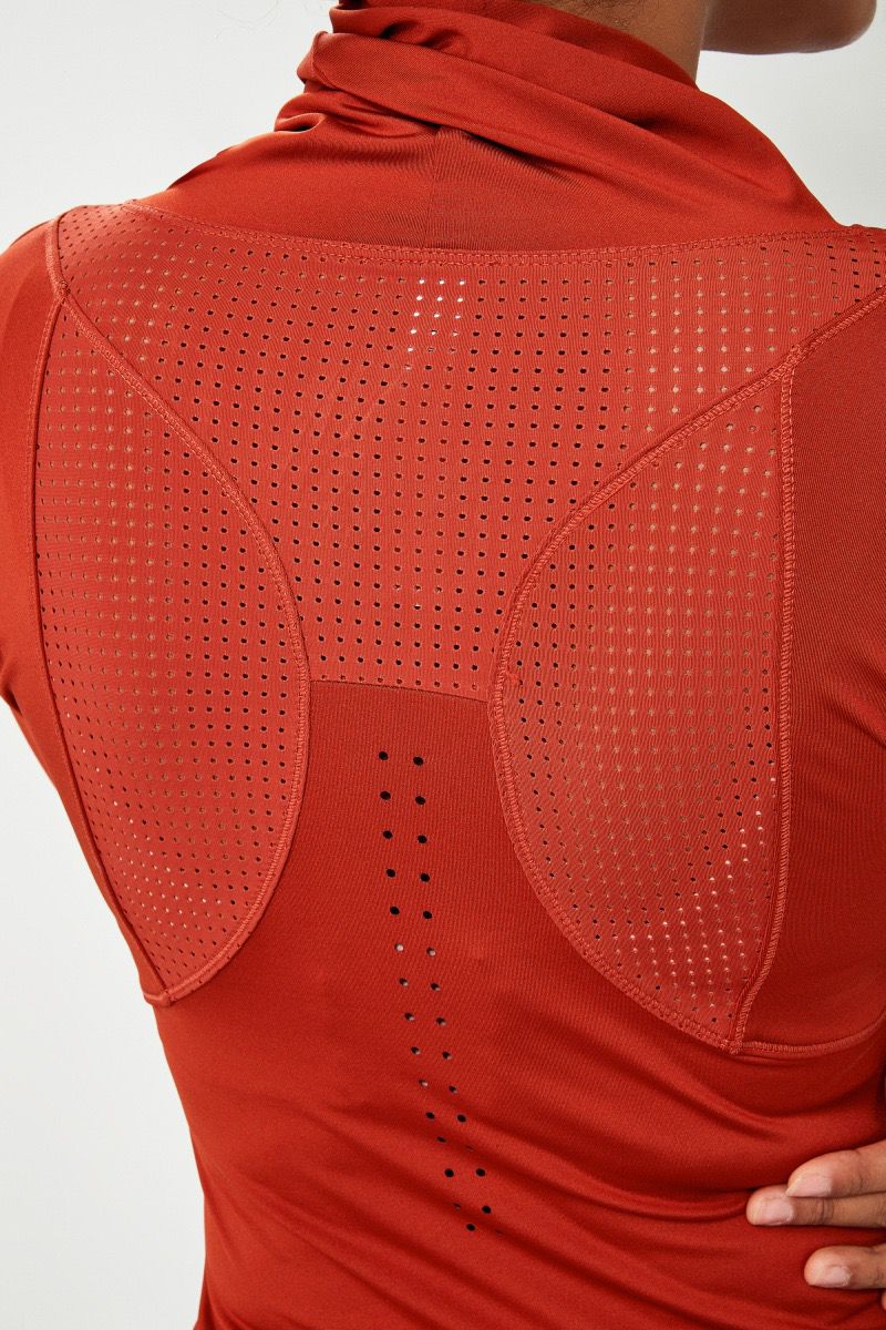 E2G Hooded Yoga Top